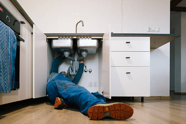 Professional Leak Detection technician working in Blissfield, MI